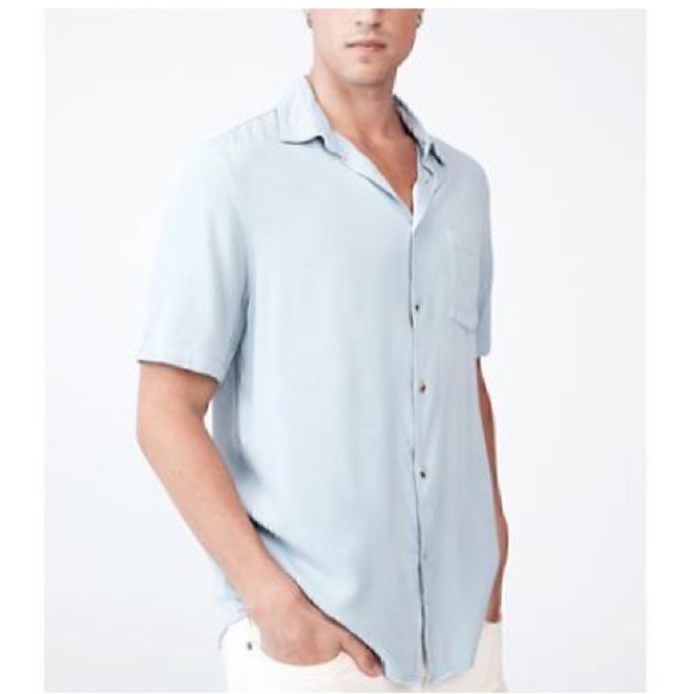 New Cotton on Men's Cuban Short
Sleeve Shirt size M color Blue Fog